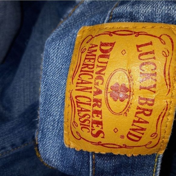 LUCKY BRAND BUTTON FLY JEANS - Picture 10 of 15